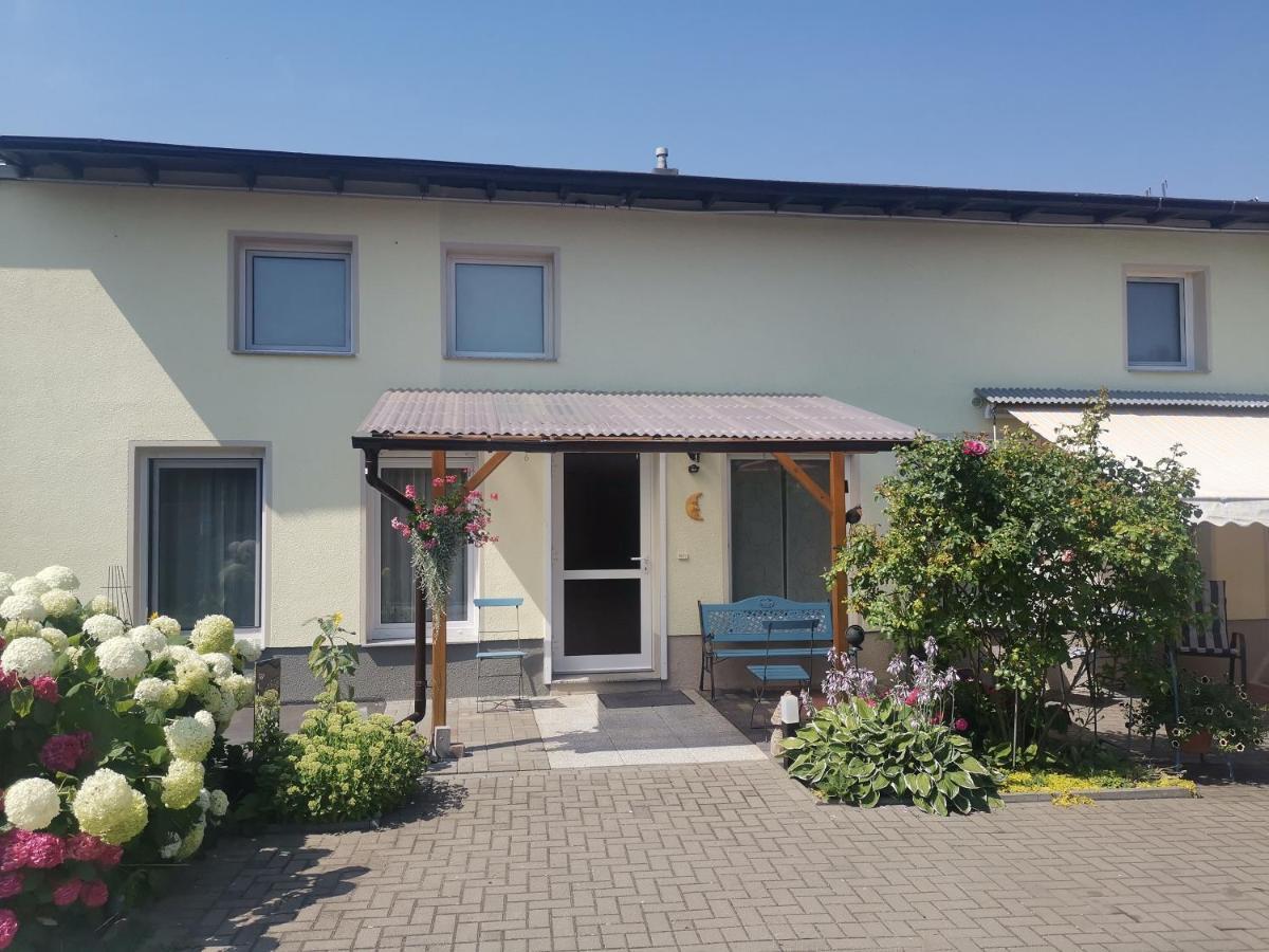 Ferienwohnung Uenglingen Stendal Exteriör bild